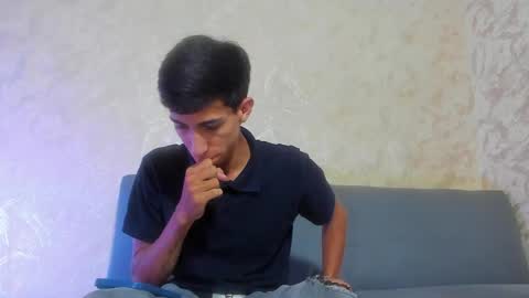 Snapshot of lucian_davii chatting on November 20, 2025, 12:38 pm Pirulo online show from November 20, 2025, 12:38 pm