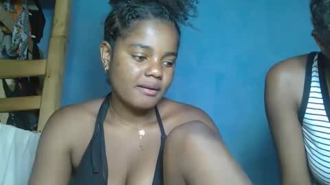 Snapshot of luciana012 chatting on October 12, 2025, 4:17 pm luciana012 online show from October 12, 2025, 4:17 pm