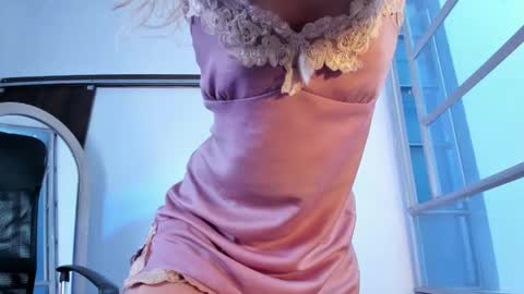 Snapshot of luciana_evaans chatting on October 23, 2025, 3:00 pm Luciana Evans online show from October 23, 2025, 3:00 pm