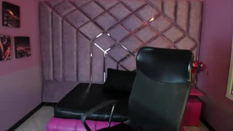 Luciana Evans online show from April 2, 2026, 12:36 pm