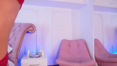 Snapshot of luciana_roa chatting on July 3, 2026, 8:59 pm Luciana online show from July 3, 2026, 8:59 pm