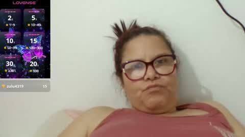 Snapshot of lucianamaster chatting on September 29, 2025, 12:27 am lucianamaster online show from September 29, 2025, 12:27 am