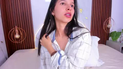 Snapshot of lucianasmith_ chatting on April 30, 2026, 8:15 pm Luci online show from April 30, 2026, 8:15 pm