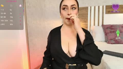 Luciana online show from April 6, 2026, 1:01 pm