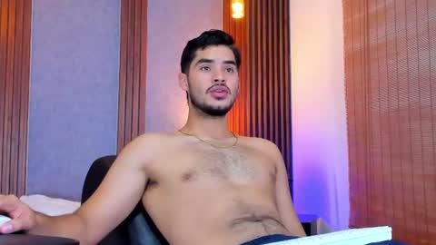 Snapshot of luciano_vitale_ chatting on June 26, 2026, 1:04 pm Luciano online show from June 26, 2026, 1:04 pm