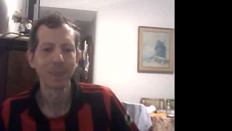 Snapshot of lucianoaxel chatting on March 3, 2025, 10:20 pm Luciano online show from March 3, 2025, 10:20 pm
