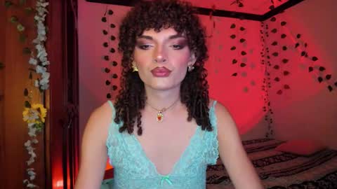 Snapshot of lucianromeo17 chatting on March 27, 2026, 1:00 am Lucy or Lucian 3 Come to my social Links3 online show from March 27, 2026, 1:00 am