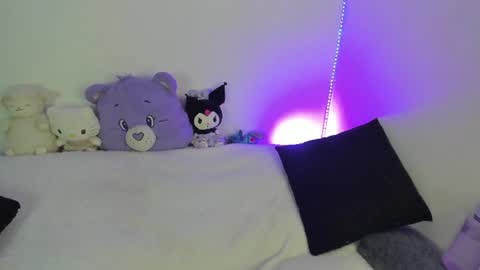 Snapshot of lucie_angel chatting on June 12, 2026, 2:10 am Lucie Grey online show from June 12, 2026, 2:10 am