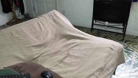 lucifer_curious online show from September 15, 2025, 6:41 pm