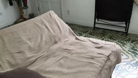 lucifer_curious online show from September 26, 2025, 5:17 pm