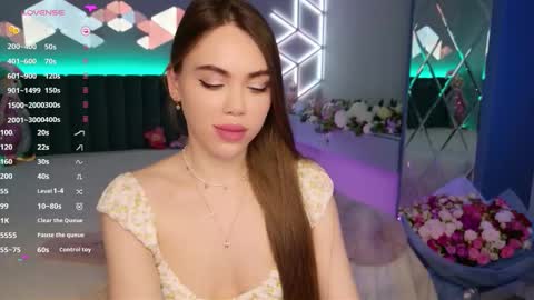 MimiFors online show from March 11, 2026, 4:57 pm