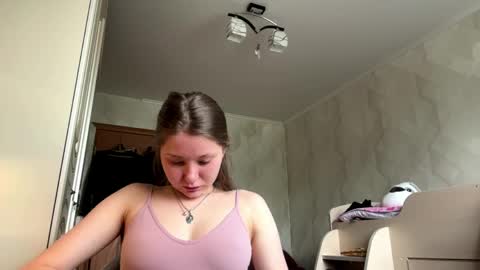 Maya online show from April 15, 2026, 6:20 am