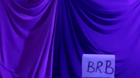 Snapshot of luckazy chatting on February 2, 2025, 3:43 am Lucky Eid Azy online show from February 2, 2025, 3:43 am