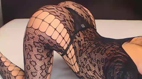 lucky4905010 online show from April 13, 2026, 8:47 pm