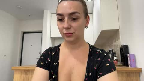 Snapshot of lucky_foryou_baby chatting on October 12, 2025, 10:25 am lucky_foryou_baby online show from October 12, 2025, 10:25 am