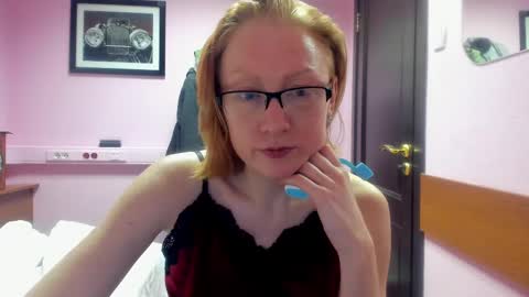 lucky_licky20 online show from February 26, 2025, 6:04 am