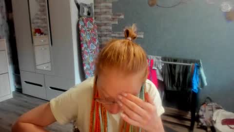 lucky_licky20 online show from October 8, 2025, 1:58 am