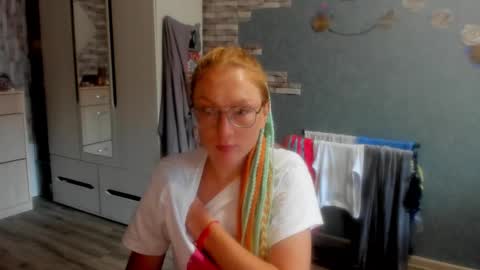 lucky_licky20 online show from October 18, 2025, 2:14 am