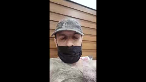 luckyfalcon2022 online show from April 24, 2026, 11:34 am