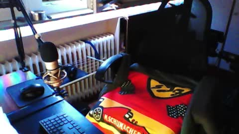        call me  Stefan online show from September 27, 2025, 5:45 am