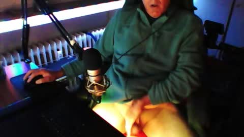        call me  Stefan online show from October 10, 2025, 5:45 pm