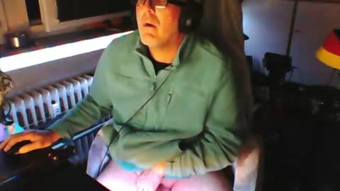        call me  Stefan online show from June 12, 2026, 11:46 pm