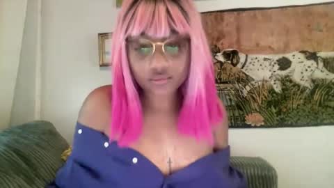 luckylaci777 online show from October 9, 2025, 5:22 pm