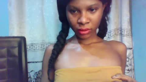 Snapshot of luckymadequeen chatting on January 21, 2025, 6:00 am Gloria online show from January 21, 2025, 6:00 am