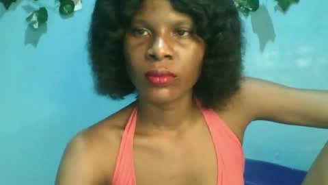 Snapshot of luckymadequeen chatting on October 3, 2025, 3:14 am Gloria online show from October 3, 2025, 3:14 am