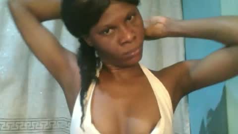 Snapshot of luckymadequeen chatting on February 3, 2026, 3:37 am Gloria online show from February 3, 2026, 3:37 am