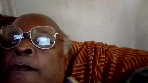 Snapshot of luckyover55 chatting on May 4, 2026, 4:08 am luckyover55 online show from May 4, 2026, 4:08 am