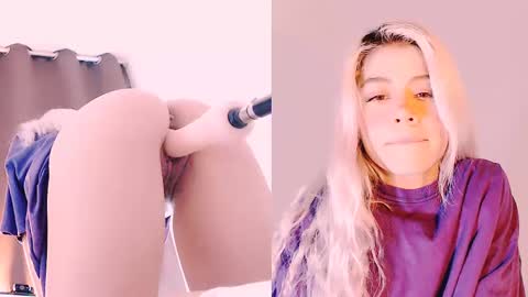 luckysapphire777 online show from February 16, 2025, 8:21 am