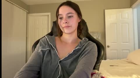 Lucy online show from March 9, 2026, 2:48 am