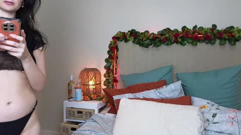 Lucy online show from February 2, 2025, 9:13 pm