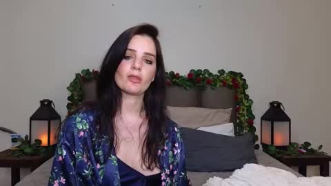 Lucy online show from November 17, 2025, 9:31 pm