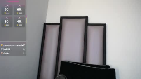   online show from September 28, 2025, 4:12 pm