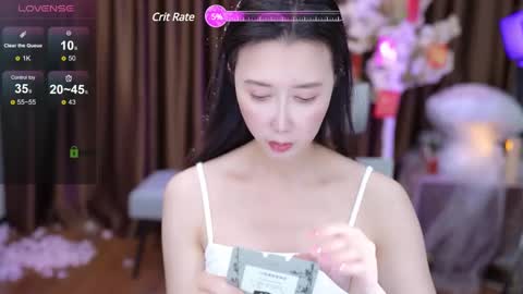 Lucy online show from February 20, 2025, 12:15 pm