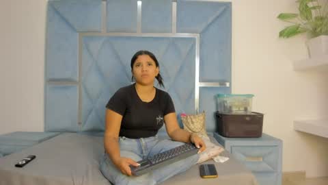 Snapshot of lucy_asm chatting on June 16, 2026, 1:47 pm Lucia online show from June 16, 2026, 1:47 pm