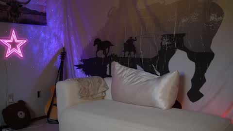 Lucy. online show from March 10, 2025, 12:18 am