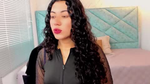 Lucy Greys online show from March 18, 2026, 2:42 pm