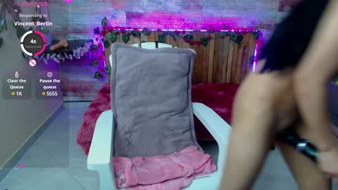 Luciana online show from December 19, 2024, 2:12 am