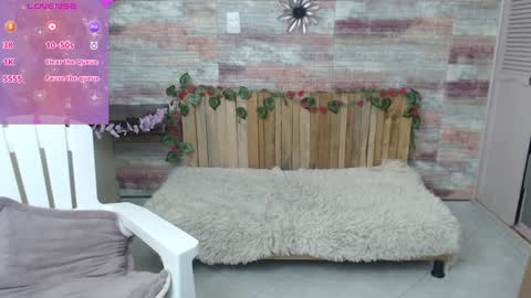 Luciana online show from December 28, 2024, 5:23 am