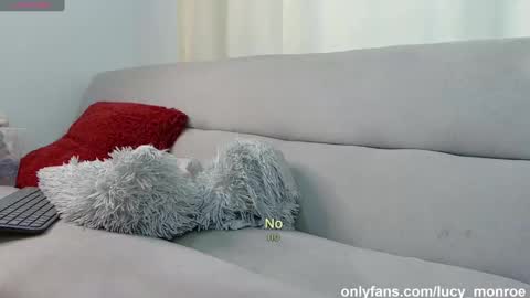 Lucy online show from October 20, 2025, 10:54 pm