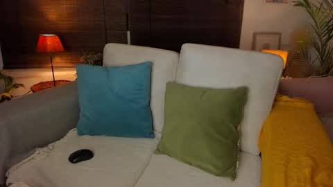 Snapshot of lucy_sweetgirl19 chatting on November 2, 2025, 1:08 am luciana online show from November 2, 2025, 1:08 am