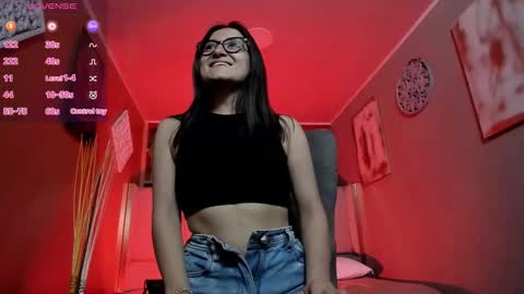 Lucy  online show from September 24, 2025, 1:03 pm