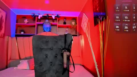 Lucy  online show from November 12, 2025, 12:05 pm