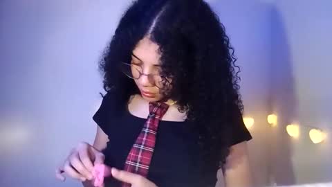 Lucia online show from March 4, 2026, 7:53 pm