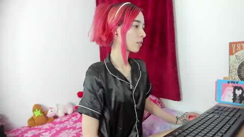 Snapshot of lucyblood chatting on July 3, 2026, 4:08 am lucyblood online show from July 3, 2026, 4:08 am