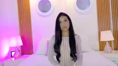 LucyOwenss  online show from October 18, 2025, 3:57 pm