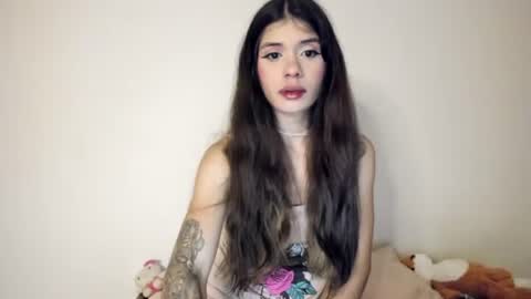 lucyportman online show from April 21, 2026, 7:36 am